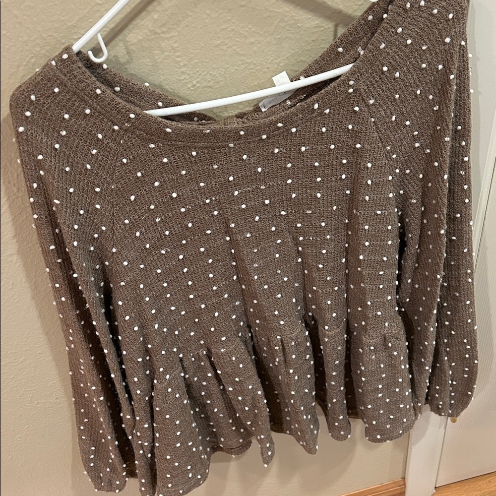 Blu Pepper Taupe Sweater with Ivory Dots large